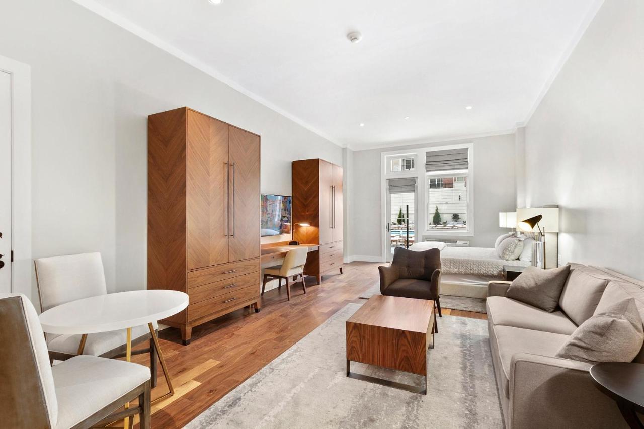The Vanderbilt Hotel Suites Westbury Dış mekan fotoğraf